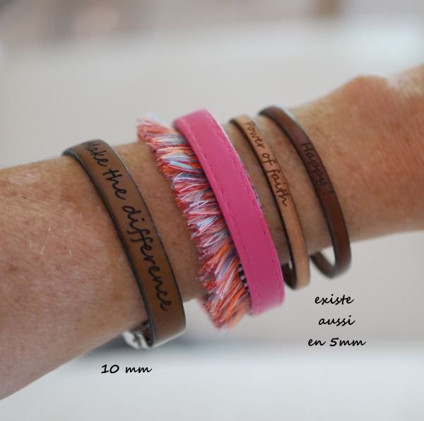 Läderarmband som kan anpassas i 2 storlekar
