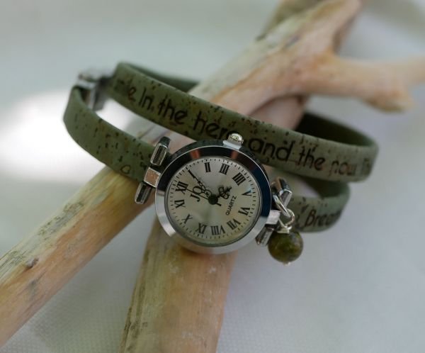 Kork och pärla klockarmband