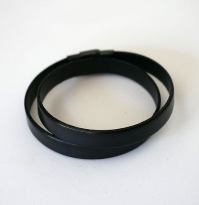Dubbelarmband i läder för män