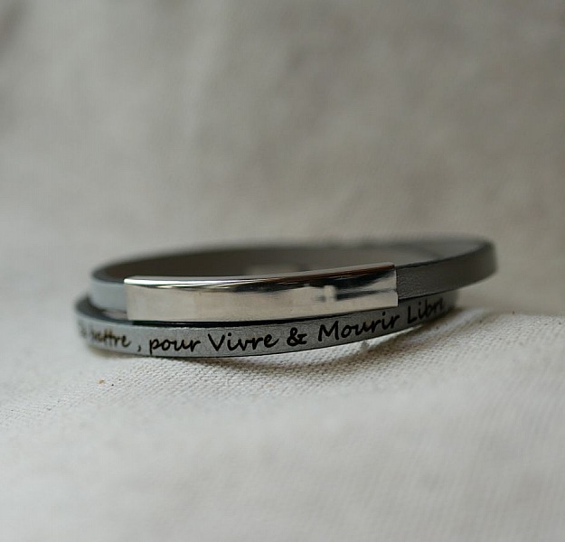 Metallst&aring;ngsarmband i l&auml;der, dubbel v&auml;ndning 