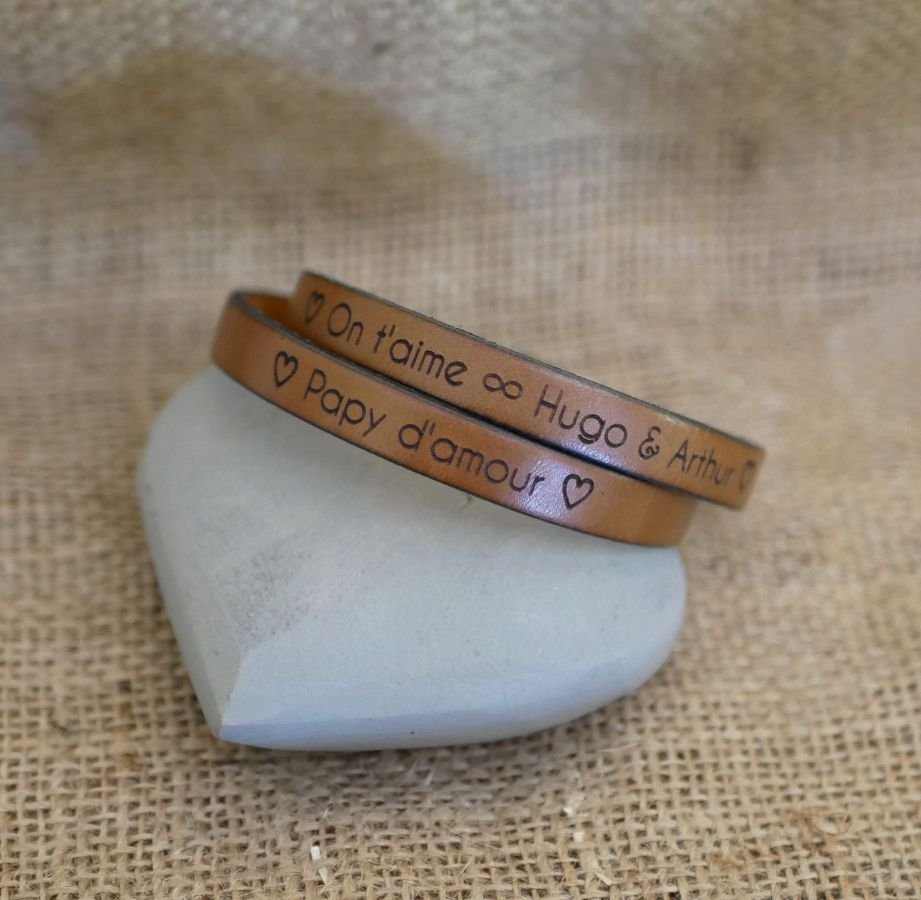 Pappas läderarmband med dubbelsväng som kan anpassas genom gravyr