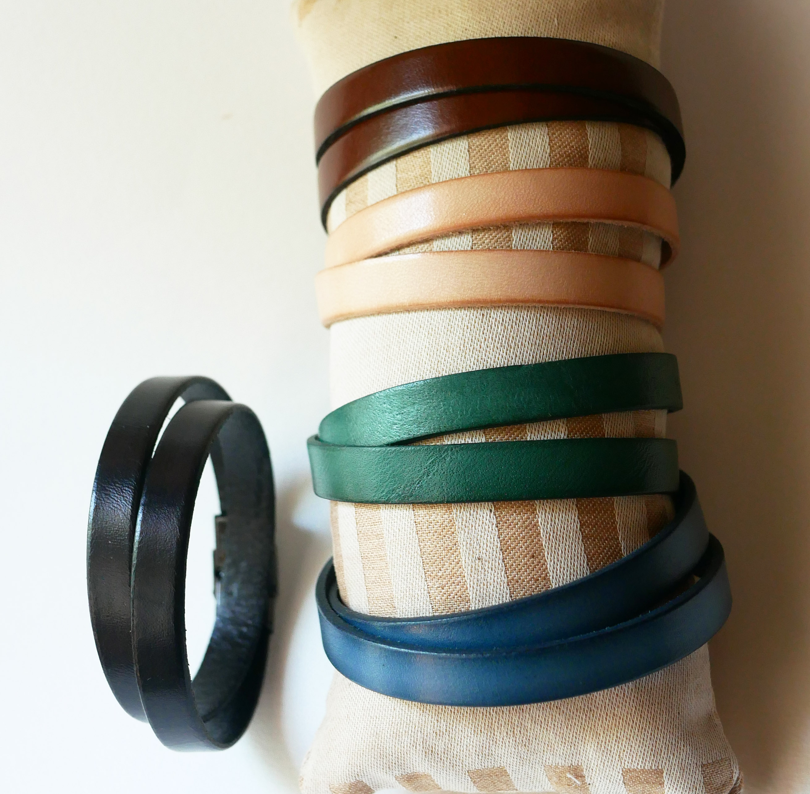 Läderarmband för män med två handleder, anpassningsbart med gravyr