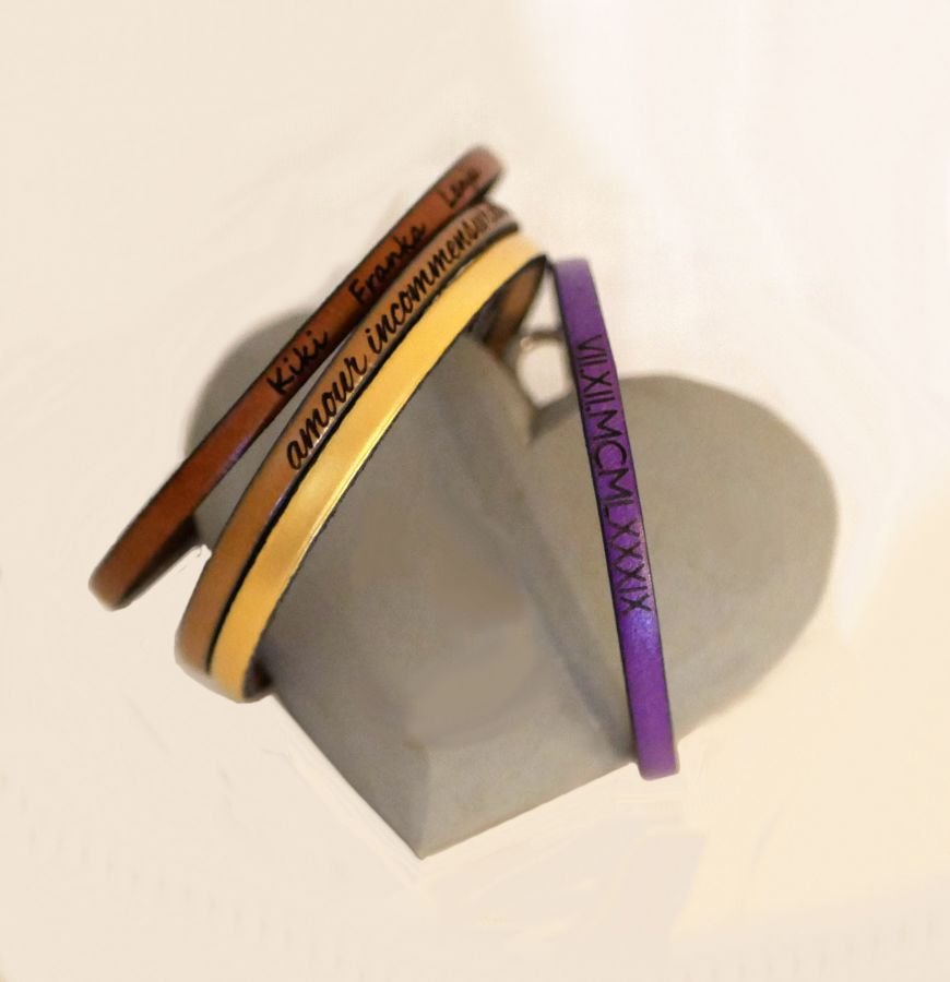 Läderarmband som kan anpassas genom att gravera kvinna eller man