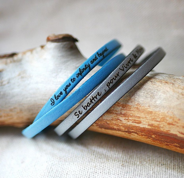 L&auml;derarmband med 2 v&auml;ndningar f&ouml;r m&auml;n eller kvinnor som du kan anpassa