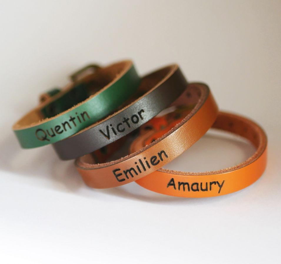 Graverat läderarmband enkel vändning för att göra det personligt blandat vuxen barn