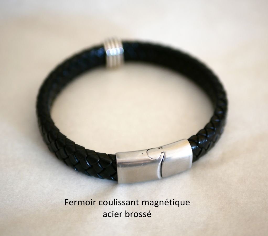 Flätat svart läderarmband för män med magnetiskt stålspänne och glidlås