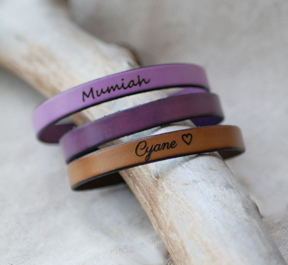 Läderarmband som kan anpassas genom gravering elegant magnetlås