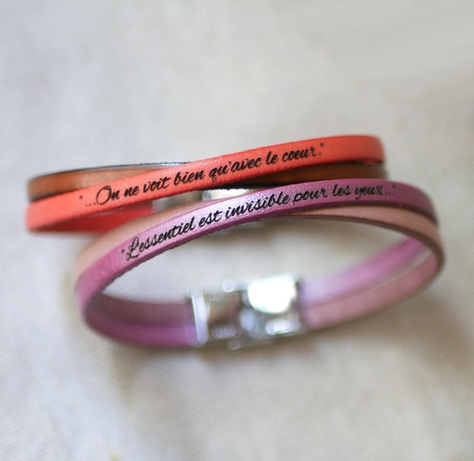 Personligt korsat duoarmband i läder för flickor eller kvinnor 