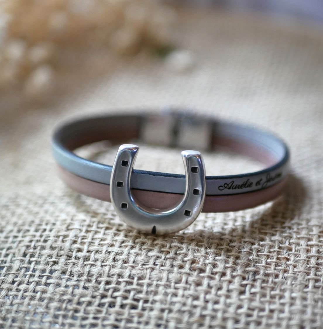 Läderduoarmband och hästsko-slinga anpassningsbar för män eller kvinnor