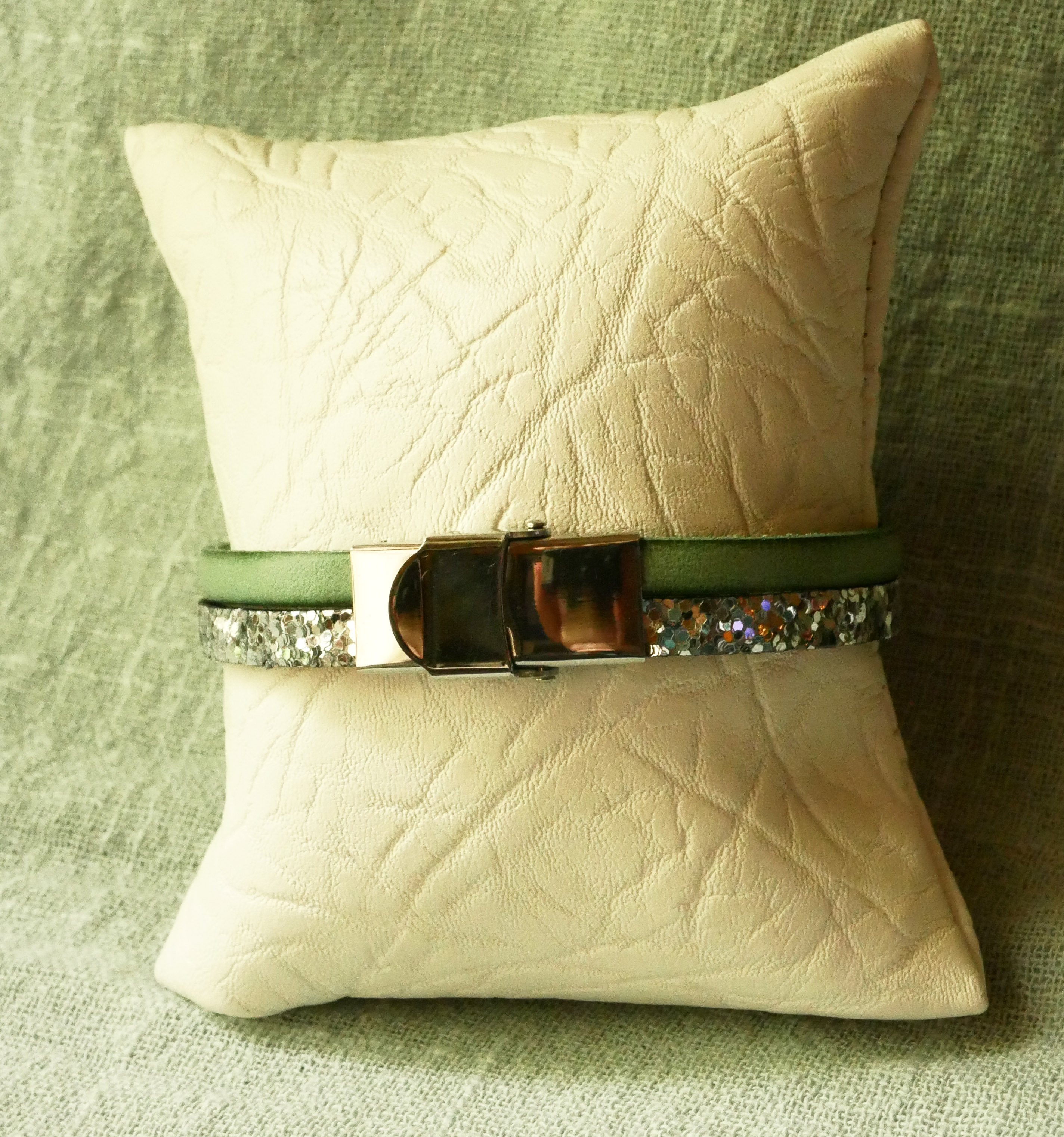 Duo-armband i l&auml;der i silver och valfri f&auml;rg