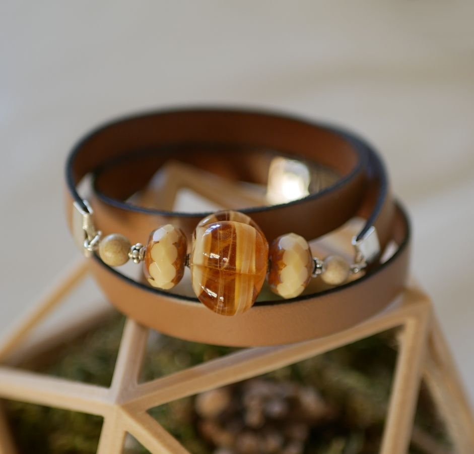 Kvinnoarmband Läder och lampworkpärlor trippelvarv för att anpassa det till dina behov 