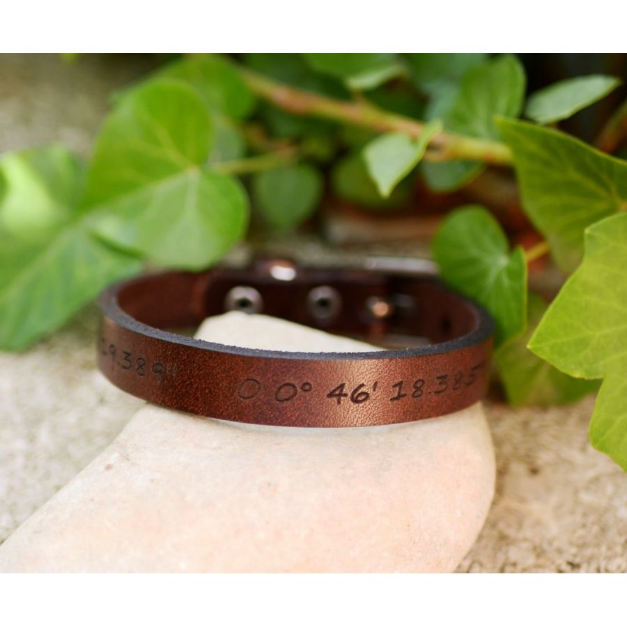 Mäns graverade läderarmband mörkbrunt med silverspänne som ska anpassas