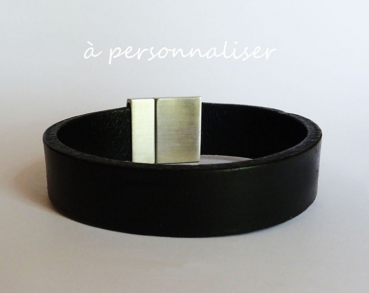 Bracelet Homme en cuir noir magn&eacute;tique &agrave; graver