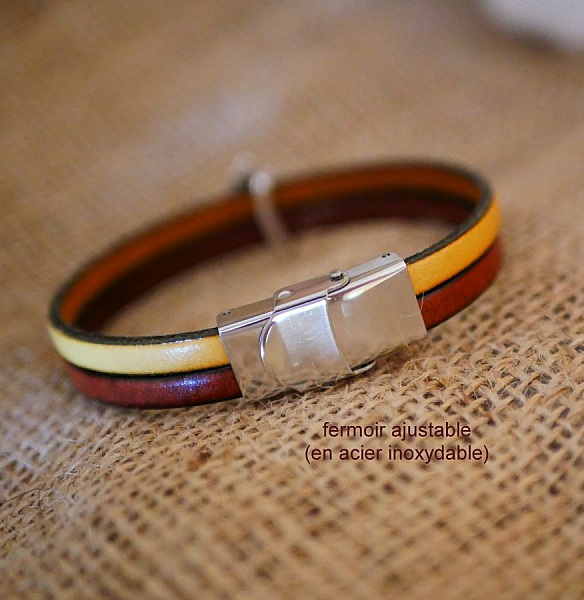 Duo-armband i l&auml;der med blomm&ouml;nster f&ouml;r personlig anpassning 