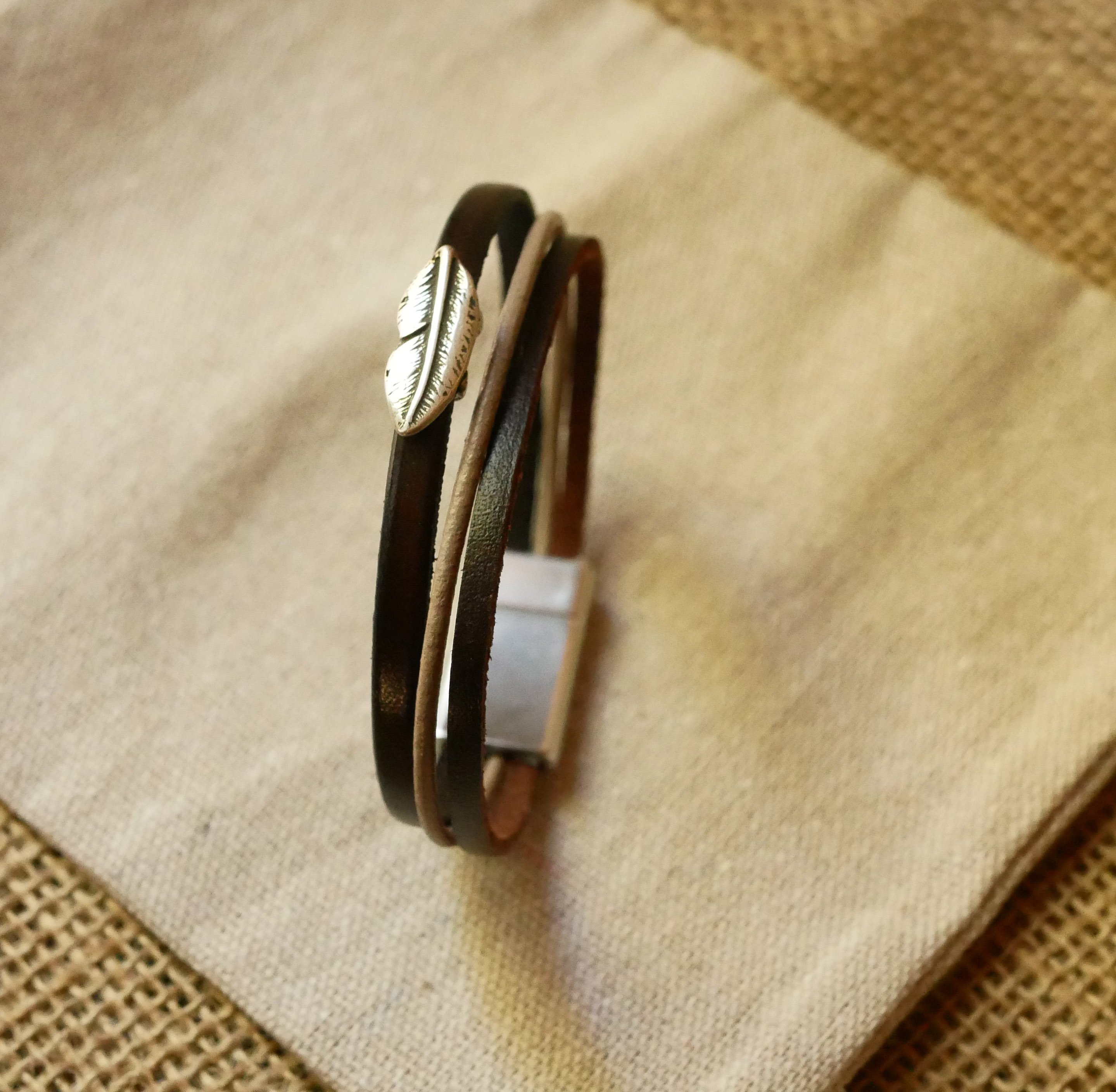 Manschettarmband för män trio av brunt vintage-läder
