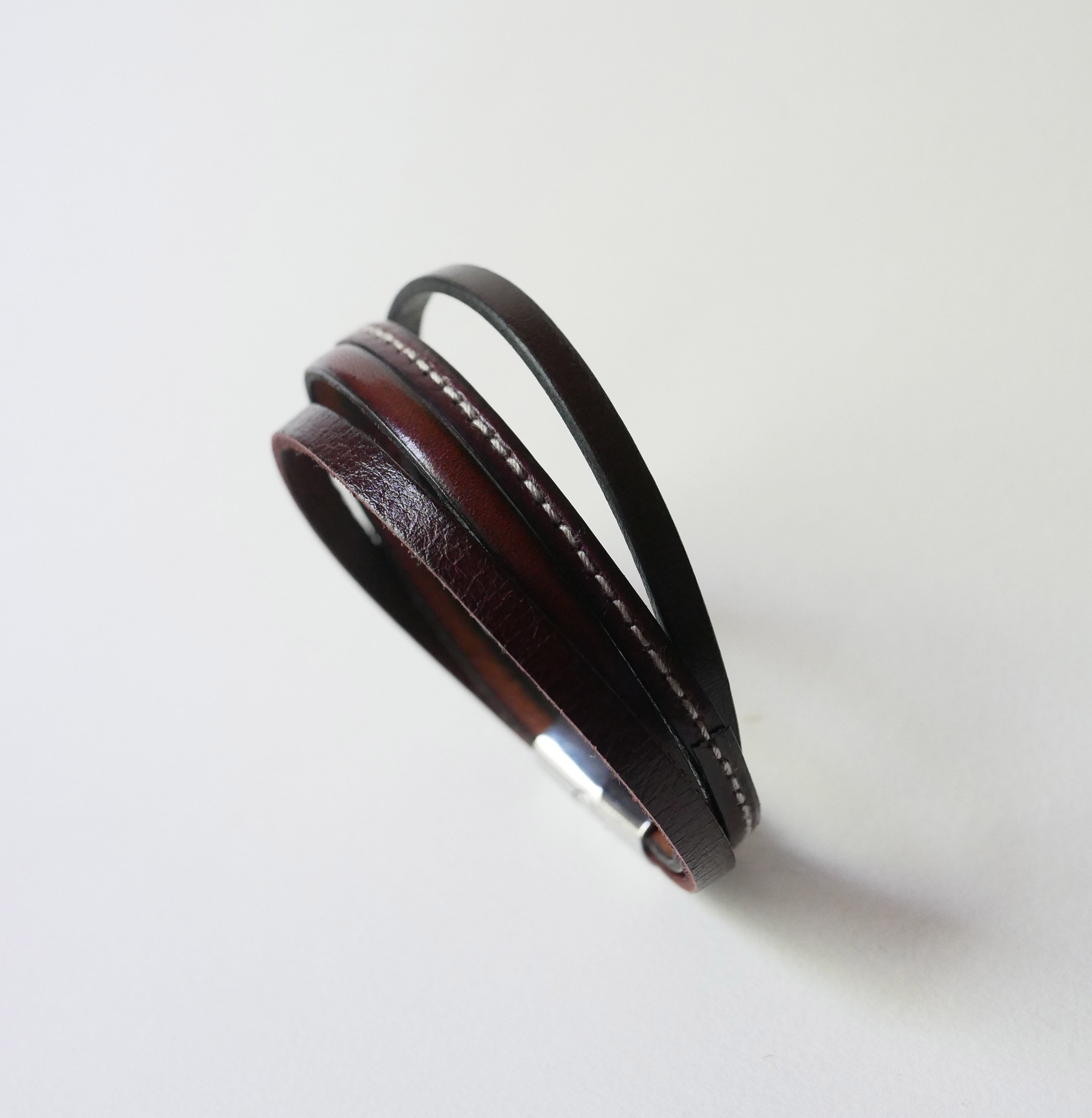 Manschettarmband i brunt läder för män