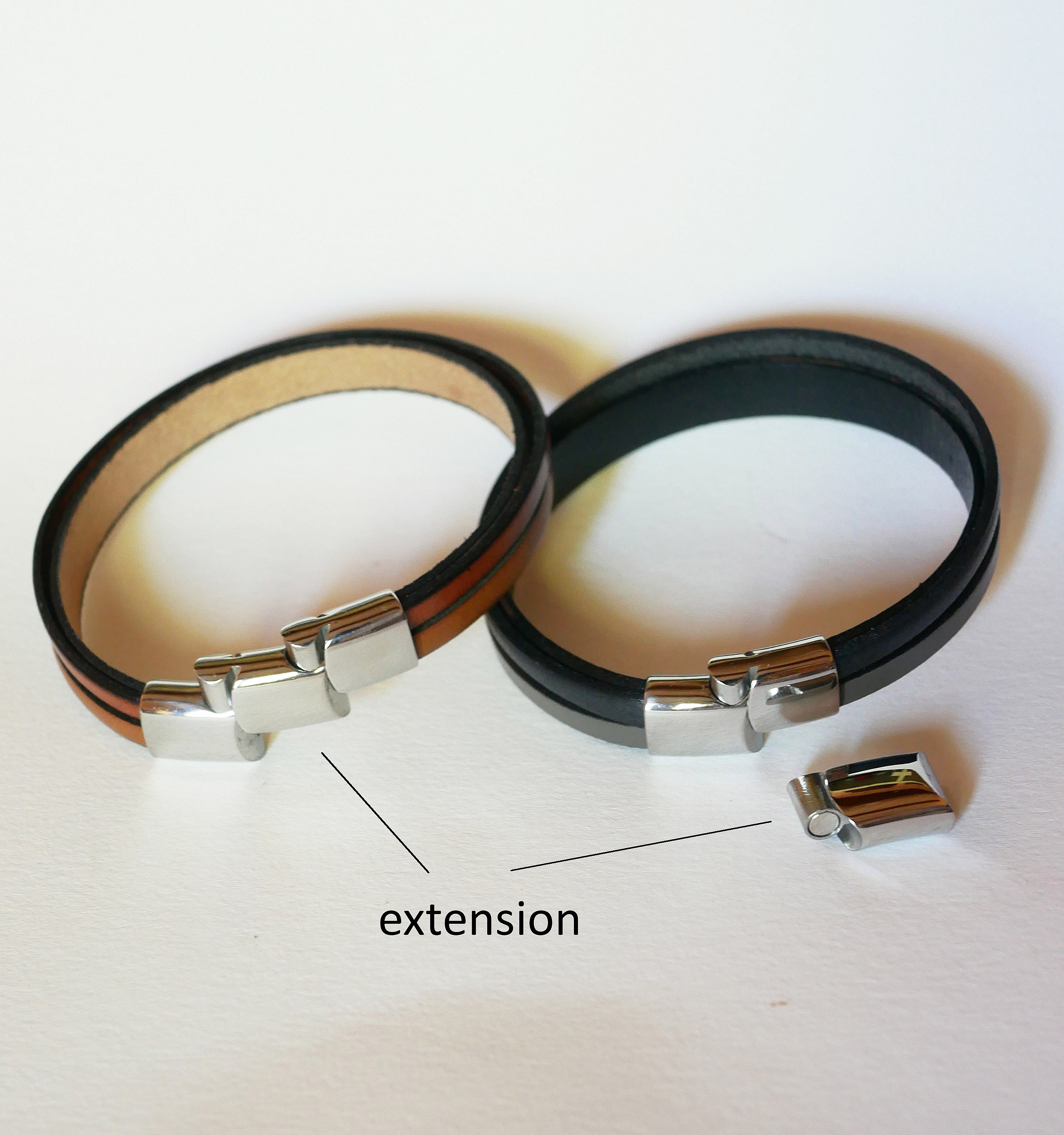 Green &amp; Grey manschettarmband i multil&auml;der f&ouml;r m&auml;n