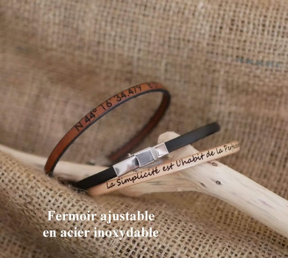 Armband med personligt förnamn genom gravering i läder 