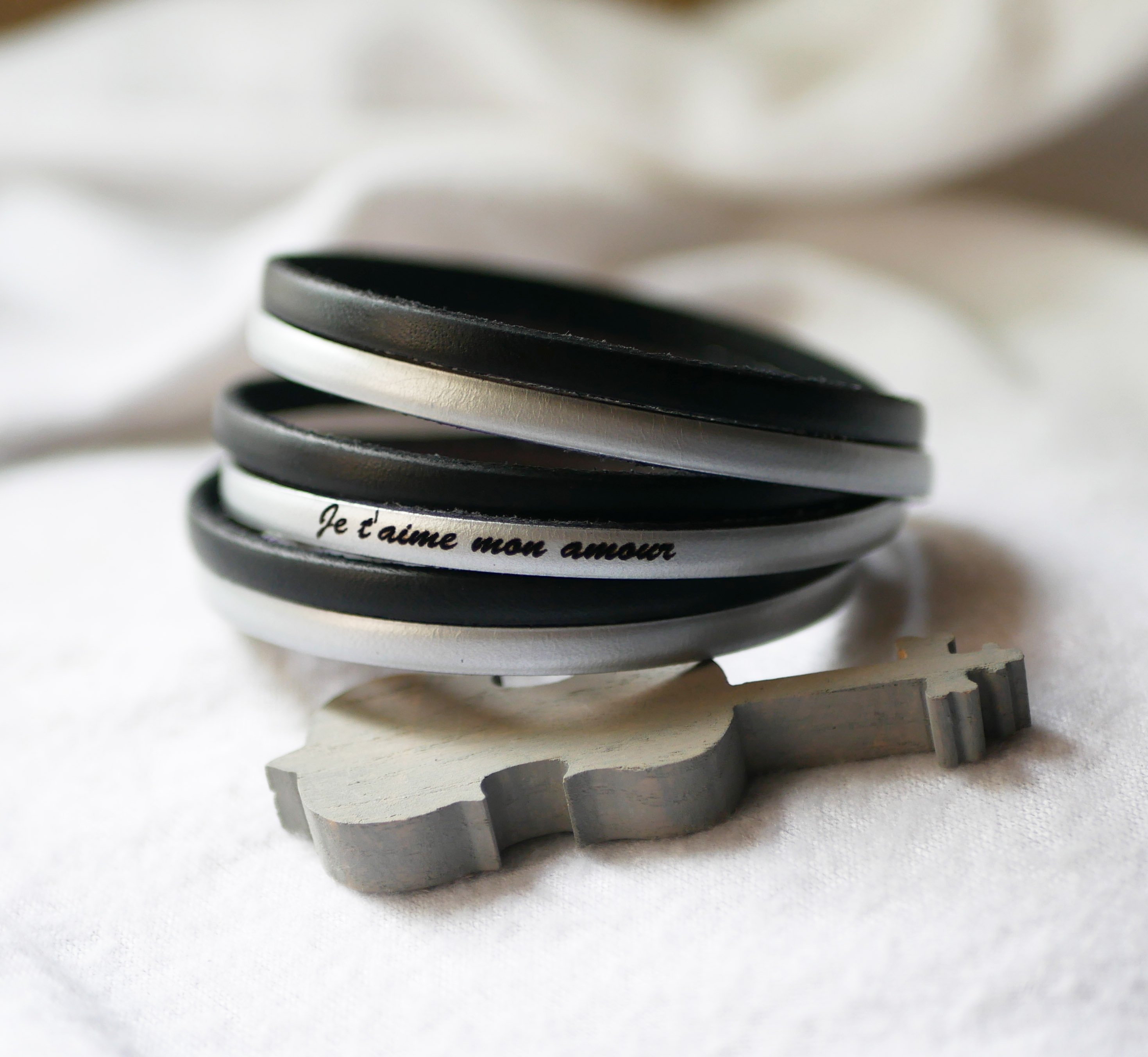 Anpassningsbart duo-armband i läder med flera vändningar för män eller kvinnor