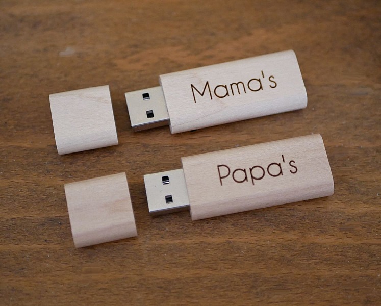 Presentf&ouml;rpackning f&ouml;r m&auml;n graverad usb-nyckel + anpassningsbart l&auml;derarmband + makram&eacute;-nyckelring 