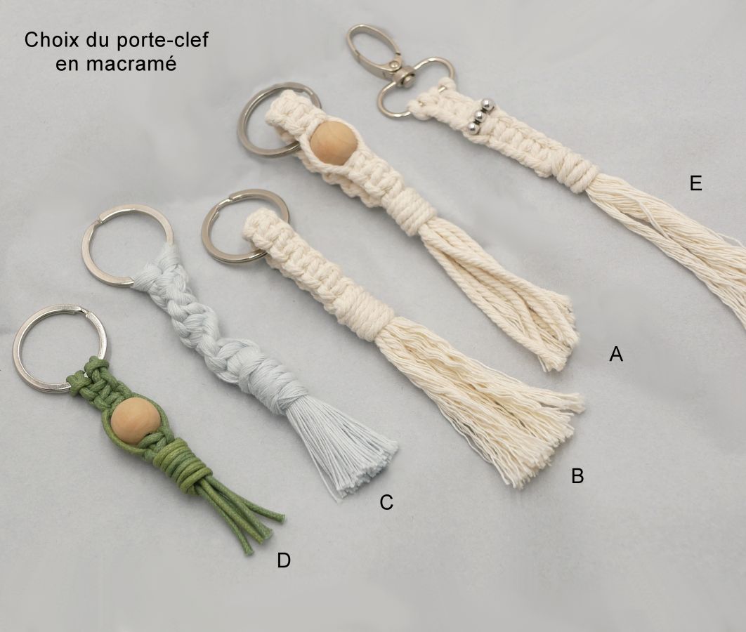 Presentf&ouml;rpackning f&ouml;r m&auml;n graverad usb-nyckel + anpassningsbart l&auml;derarmband + makram&eacute;-nyckelring 