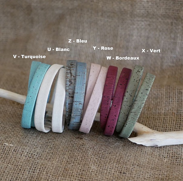 Silverklocka med korkarmband 2 varv med justerbart l&aring;s