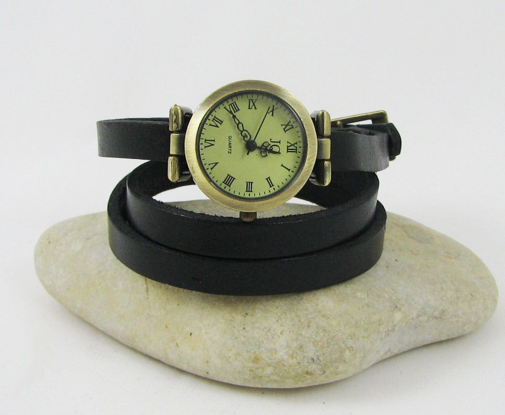 Läderarmband klocka 3 vändor anpassningsbara