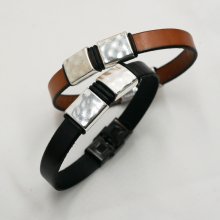 Läderarmband för män med hamrade metallrutor för personlig anpassning